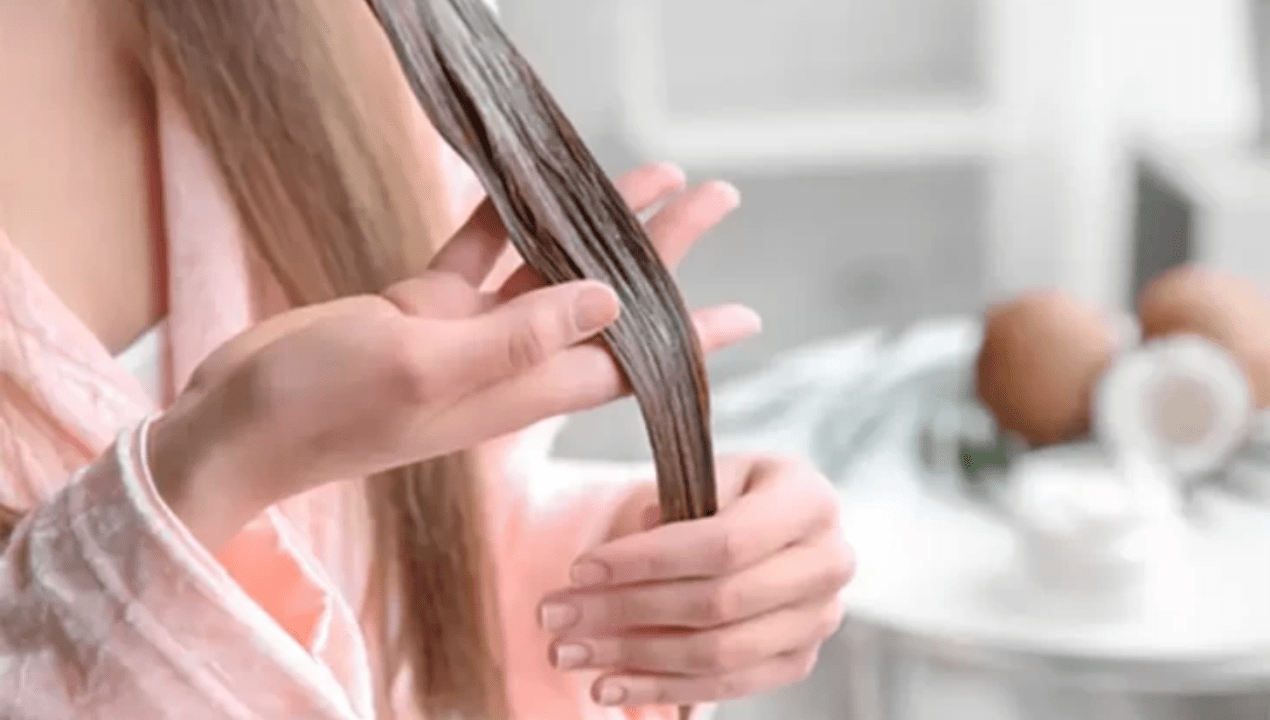 Air Kelapa untuk Rambut
