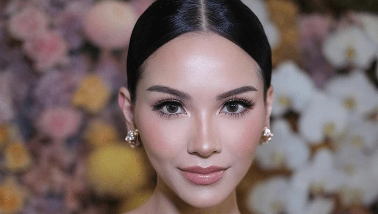 Complexion makeup flawless