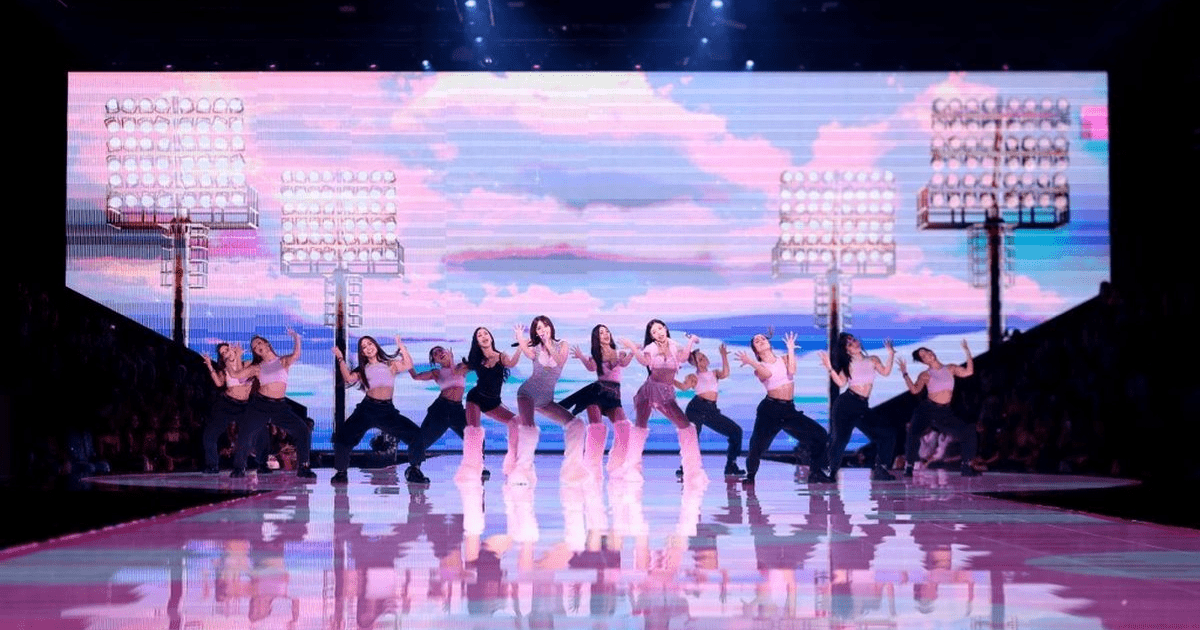 TWICE Victoria's Secret