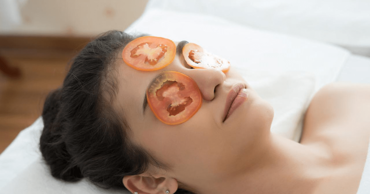 5 Manfaat Tomat untuk Wajah Berjerawat