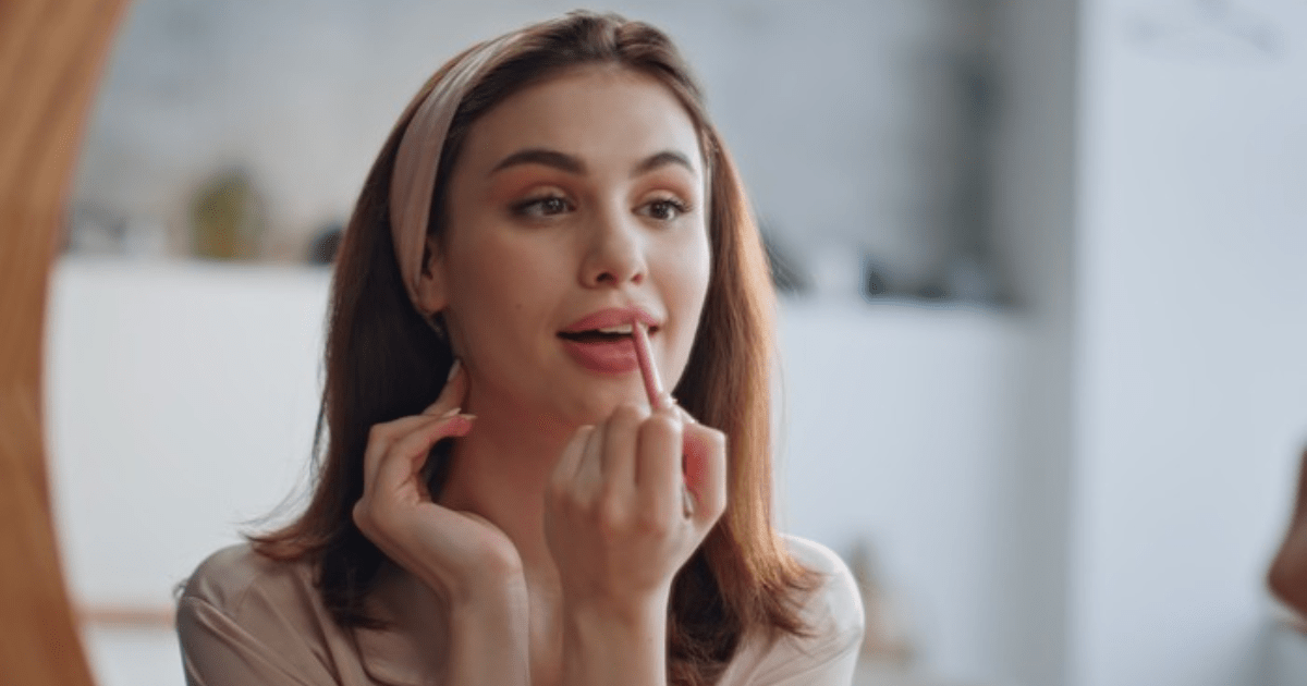 Cara Pilih & Pakai Lip Liner