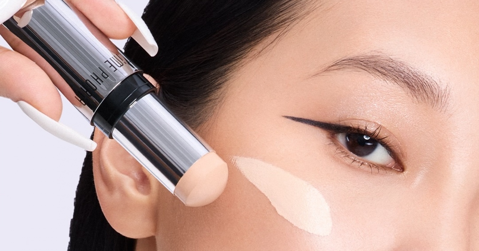 Ilustrasi skin tint stick untuk artikel Harga Skin Tint Stick Time Phoria di Bawah Rp100 Ribu